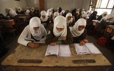 Displaced teachers in Aden: Their children out of school, Live in miserable conditions