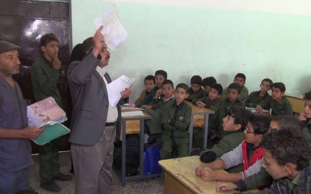 Houthi group ‘privatize’ a number of public schools in Sana’a